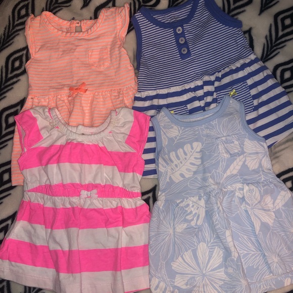 Carters Baby girl clothes - Picture 2 of 4